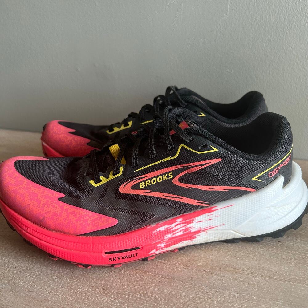 Brooks Catamount 3 running hiking sneakers size 8 - Picture 3 of 12